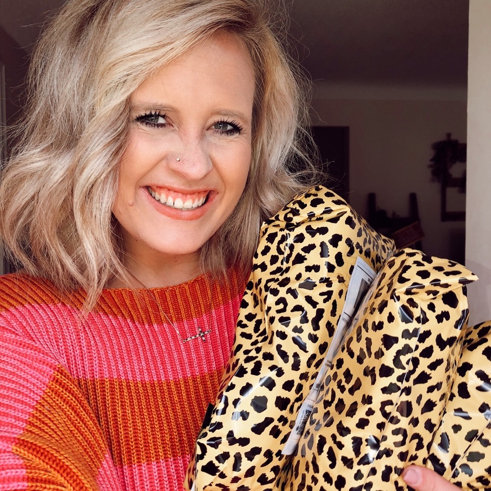 ✨ m e e t • m e ✨ - Picture 7 of 8